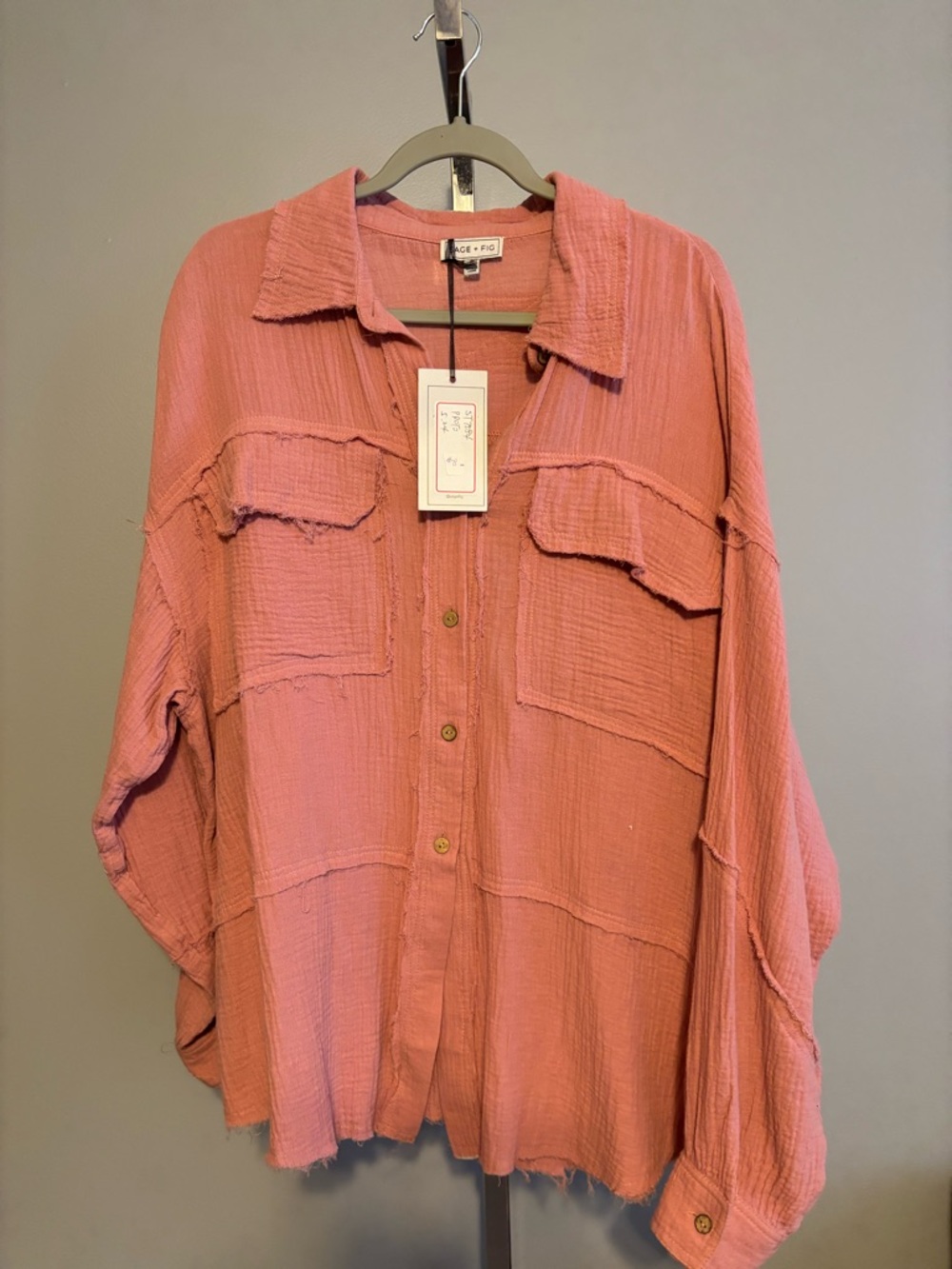 Sage + Fig  Button Down Size Small‎ Oversized Rose